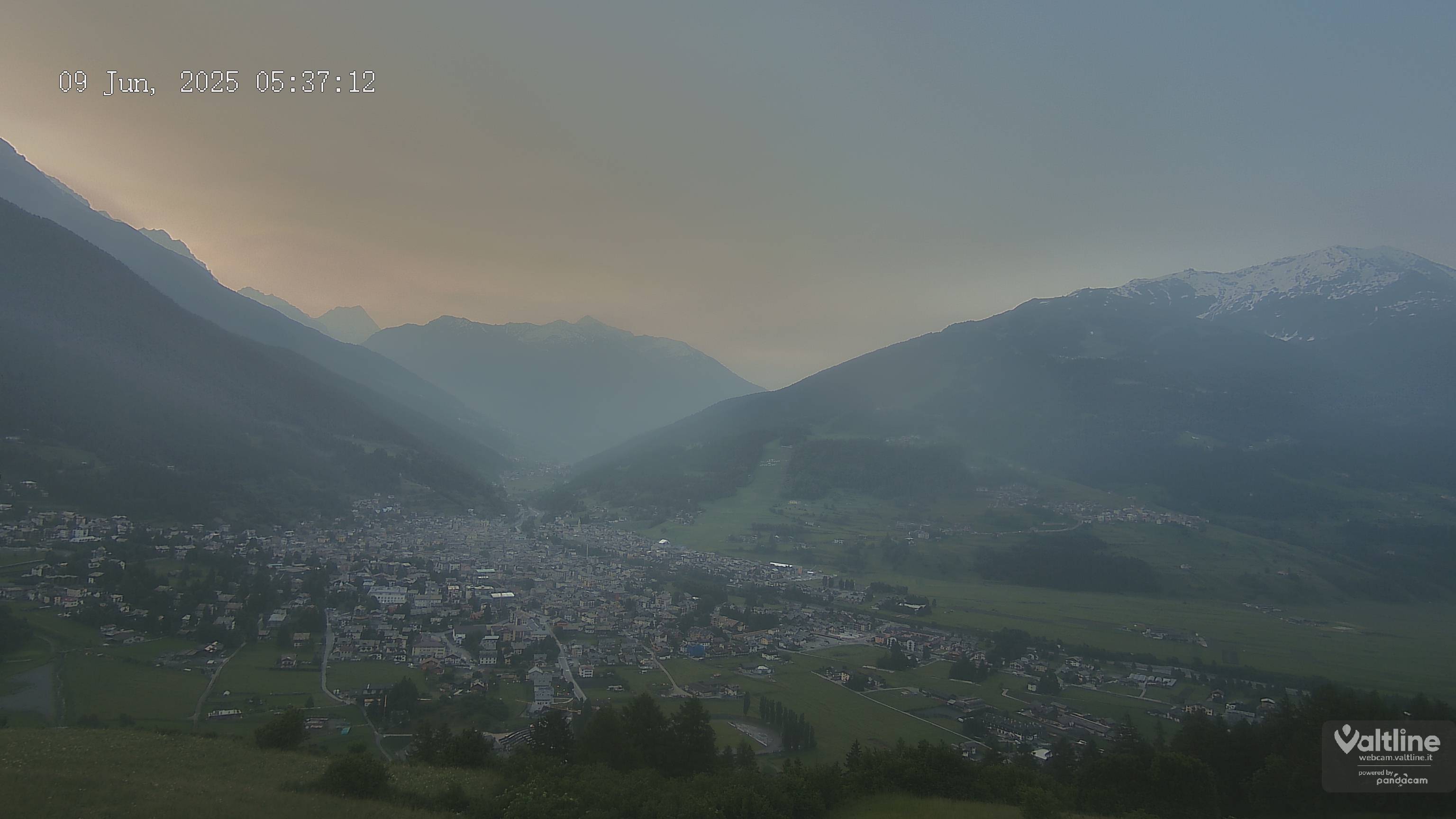 immagine della webcam nei dintorni di Grosio: webcam Oga