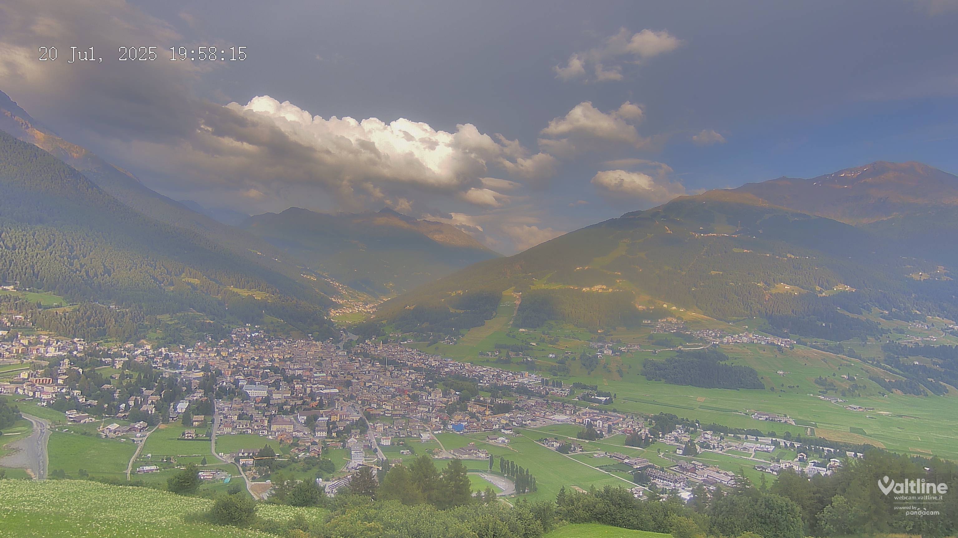 immagine della webcam nei dintorni di Sobretta Vallalpe: webcam Oga
