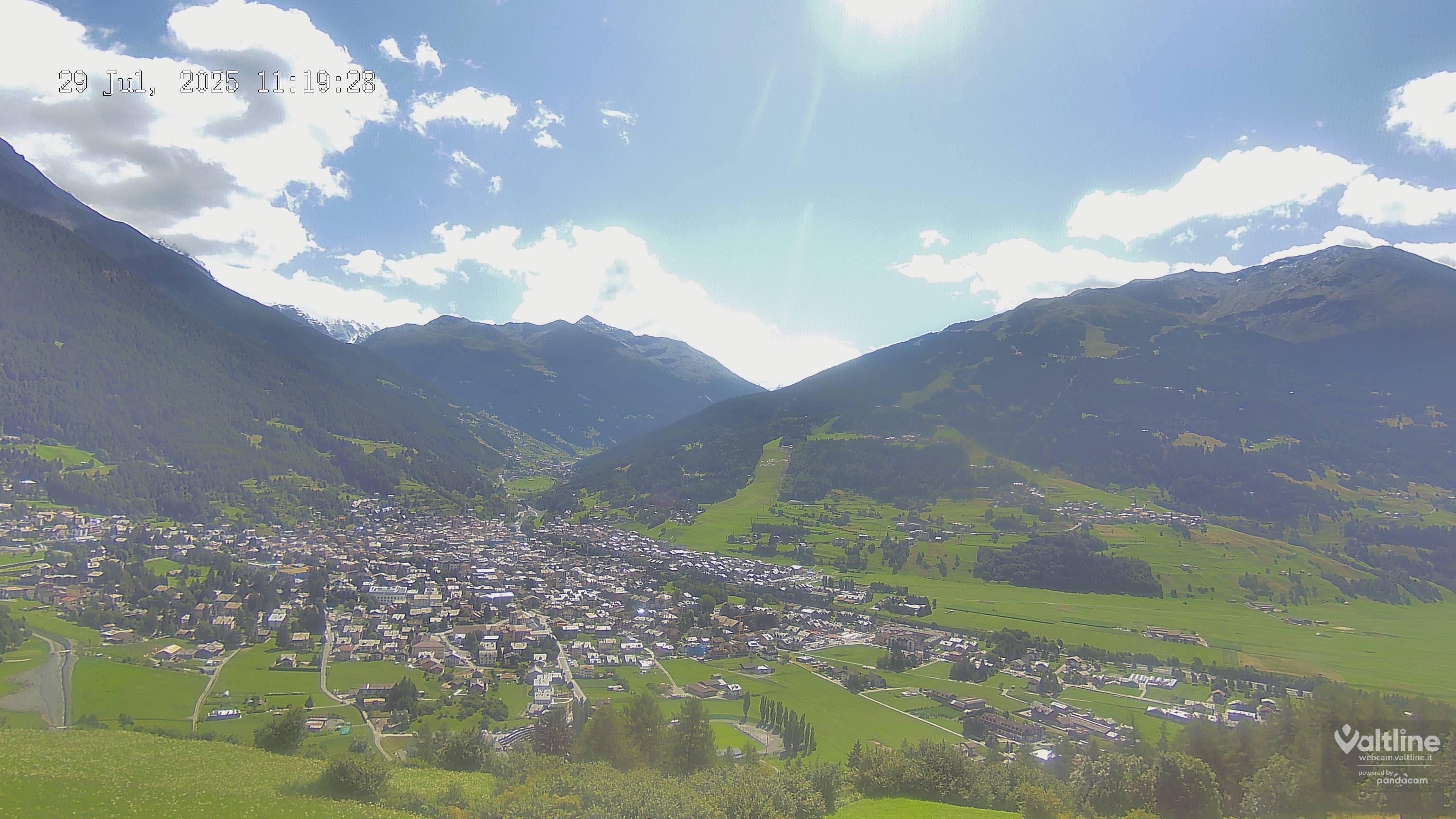 immagine della webcam nei dintorni di Bormio 2000: webcam Oga