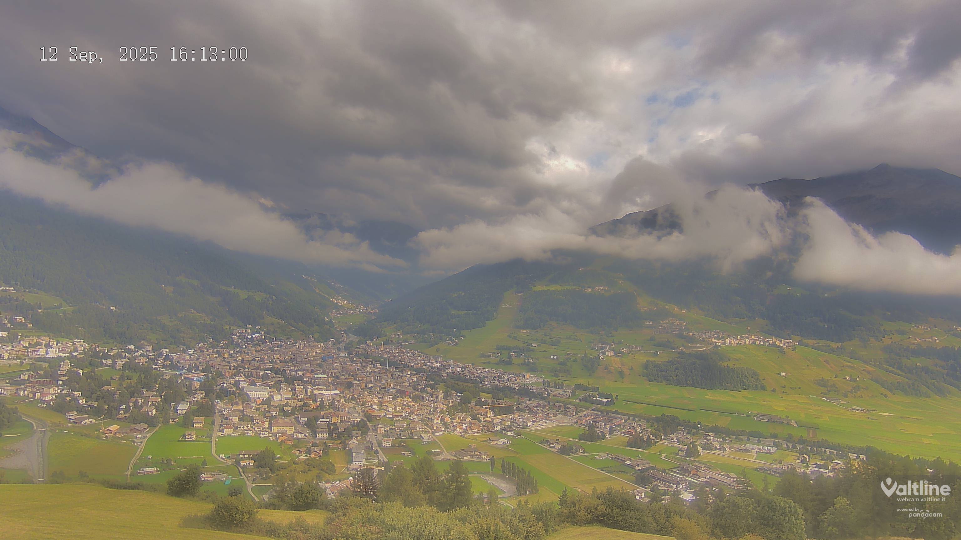 immagine della webcam nei dintorni di Malles Venosta: webcam Oga