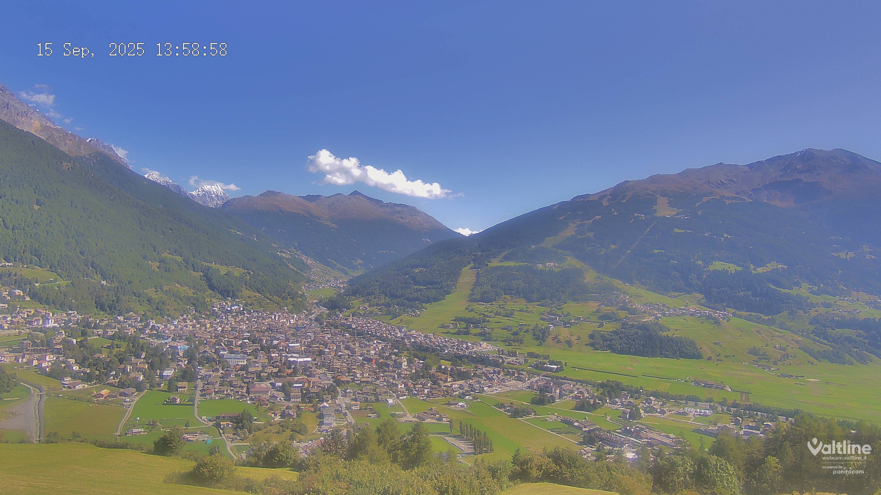 immagine della webcam nei dintorni di Livigno: webcam Oga