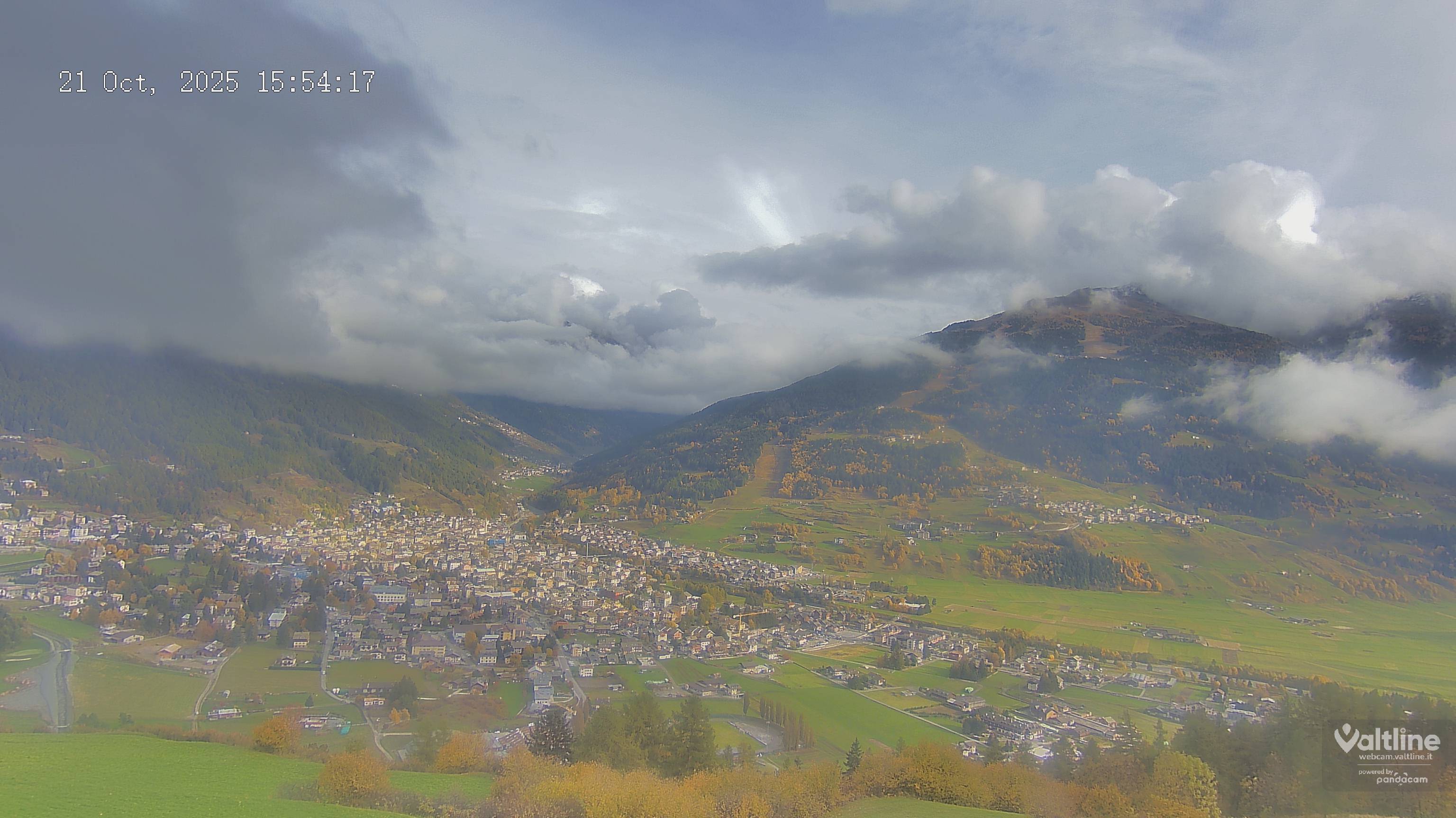 immagine della webcam nei dintorni di Carosello 3000: webcam Oga