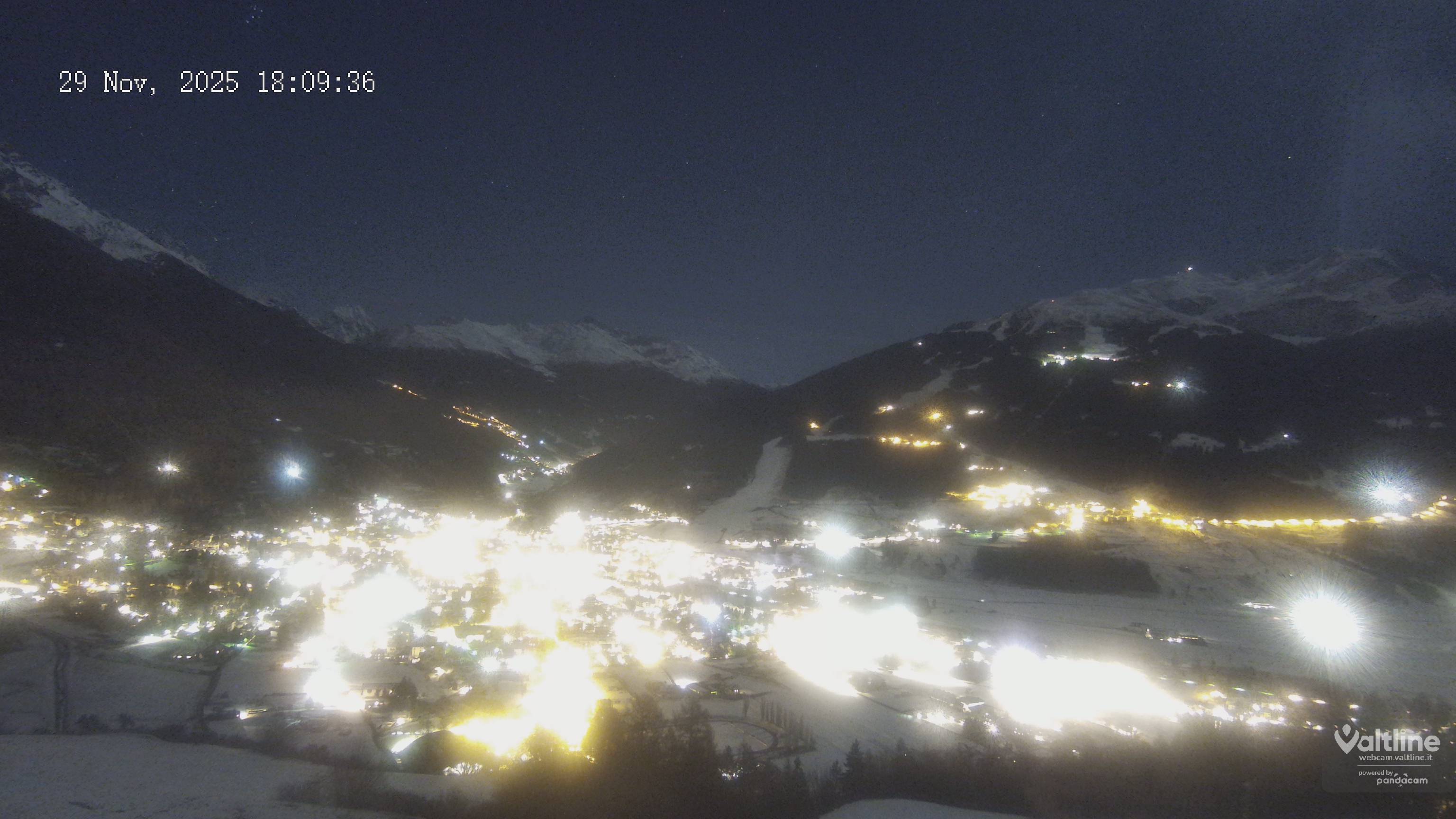 immagine della webcam nei dintorni di Livigno: webcam Oga